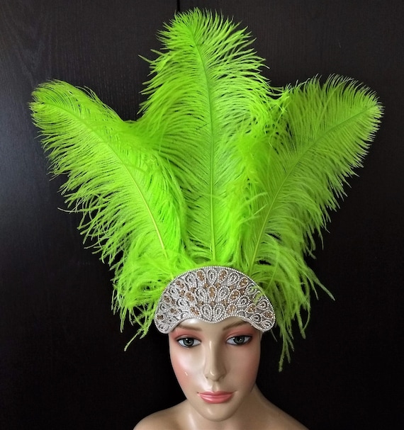 Coiffe de carnaval en plumes d'autruche de taille moyenne sur une couronne  en strass -  France