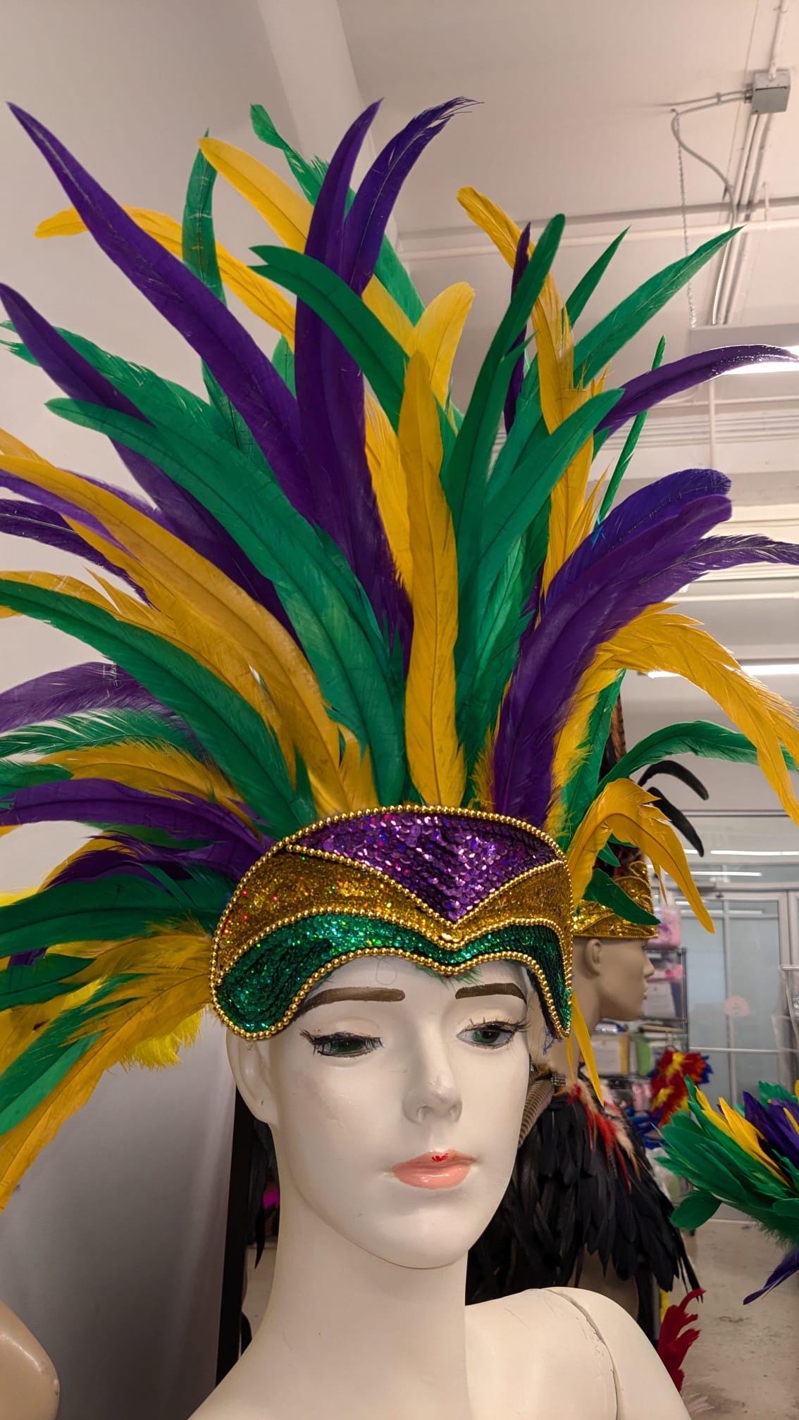 Mardi Gras Feather Headdress: Sequin Crown Carnival Costume  display picture 3