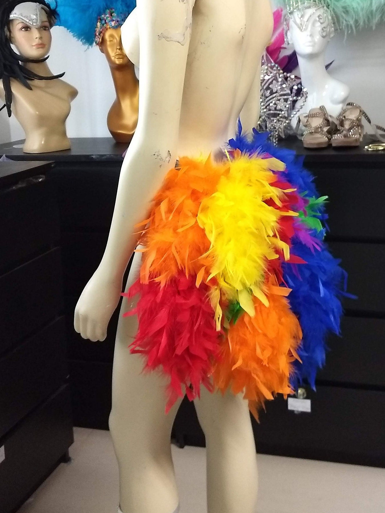 Tęczowy wielokolorowy Ekonomiczny ogon z piór wachlarz z tyłu pokrywa z piórami boa tutu pas z piórami KOSTIUM SHOWGIRL BURLESQUE