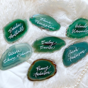 Green Agate Slice Place Card | Tile Place Card | Escort Cards for Wedding | Wedding Place Cards | Modern Calligraphy Place Card | Geode Name