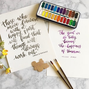 Citação de caligrafia em aquarela personalizada | arte pintada à mão | impressão de caligrafia moderna, fundo aquarela | serviços de caligrafia | escrito a mão