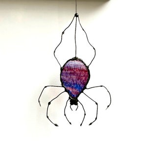Stained Glass Spider - Stained Glass Window Hangings Spider - Halloween Decor Indoor Hanging - Unique Stained Glass Suncatcher Spider Webs
