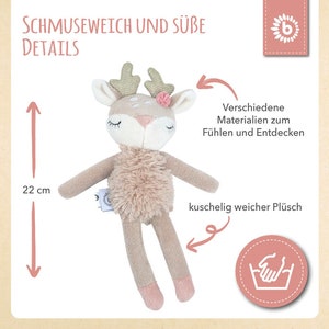 Kleines Kuscheltier mit Rassel Reh Ella Greifling Personalisiert Geschenk zur Geburt Baby Bild 6