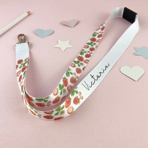 Strawberries Personalised Lanyard, Custom Lanyard, Fruit Customised Name Teacher Lanyard, Nurse Gift, Teacher Gift, Gift for Friend