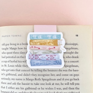 Jane Austen Book Stack Magnetic Bookmark, Book Lover Gift, Book Worm, Cute Bookmark, Illustrated Bookmark, Page Saver, Book Accessories