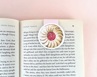 Jam Biscuit Magnetic Bookmark, Book Lover Gift, Book Worm, Cute Bookmark, Illustrated Bookmark, Food Page Saver, Book Accessories