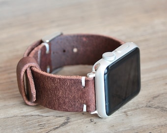 Chestnut Leather Apple Watch Band: Distressed Rustic Style