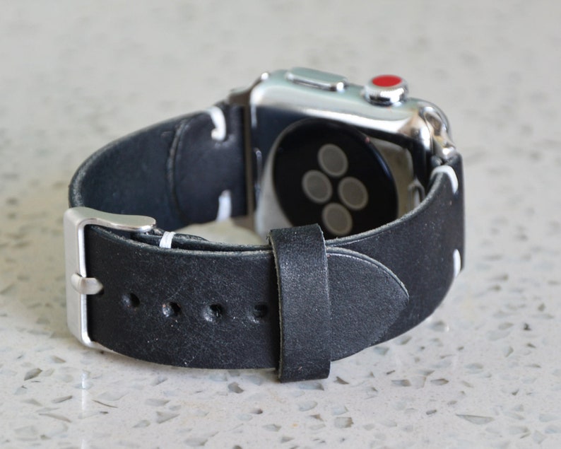 deep navy apple watch