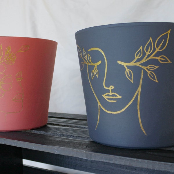 Botanical Line Drawing Hand Painted Pot | Gold Face Pot | Terracotta Hand Painted Pot | Pottery | Boho Decor | Gardening Pot