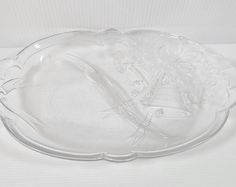 Mikasa Crystal Serving Dish with Christmas Pattern