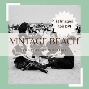 Może przedstawiać: Czarno-białe zdjęcie vintage czterech kobiet siedzących na plaży. Kobiety są ubrane w stroje kąpielowe i trzymają różne przedmioty. Zdjęcie jest częścią cyfrowej kolekcji 11 obrazów w rozdzielczości 300 DPI. Na zdjęciu nałożony jest tekst "Vintage Beach" i "Pobierz cyfrowo".