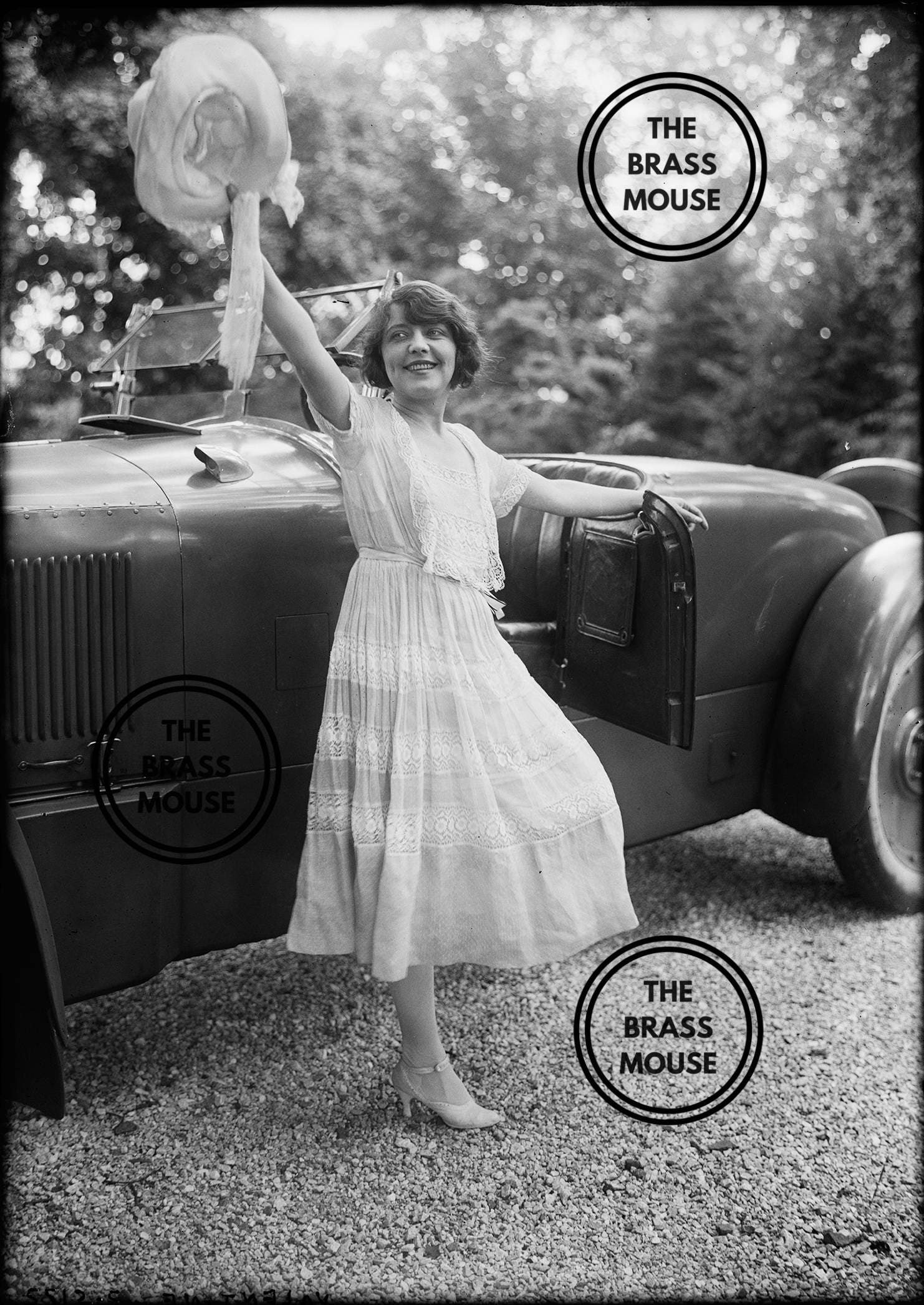 Ретро картинки. Американские девушки 1920. Мода 20 годов и автомобили. Ретро фотографии. Ретро 1920.