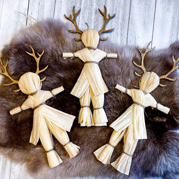 Cernunnos / Horned God Harvest Doll / Handcrafted Poppet / Corn Husk Doll with Antlers / Altar Decor