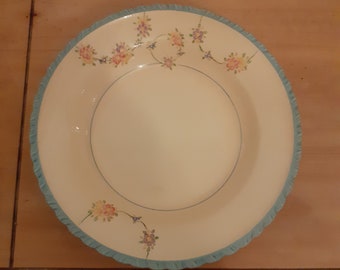 Vintage New Hall 1246 Pattern Cream With Flowers Garland Blue Border Soup Pudding Pasta Plate 9 inches