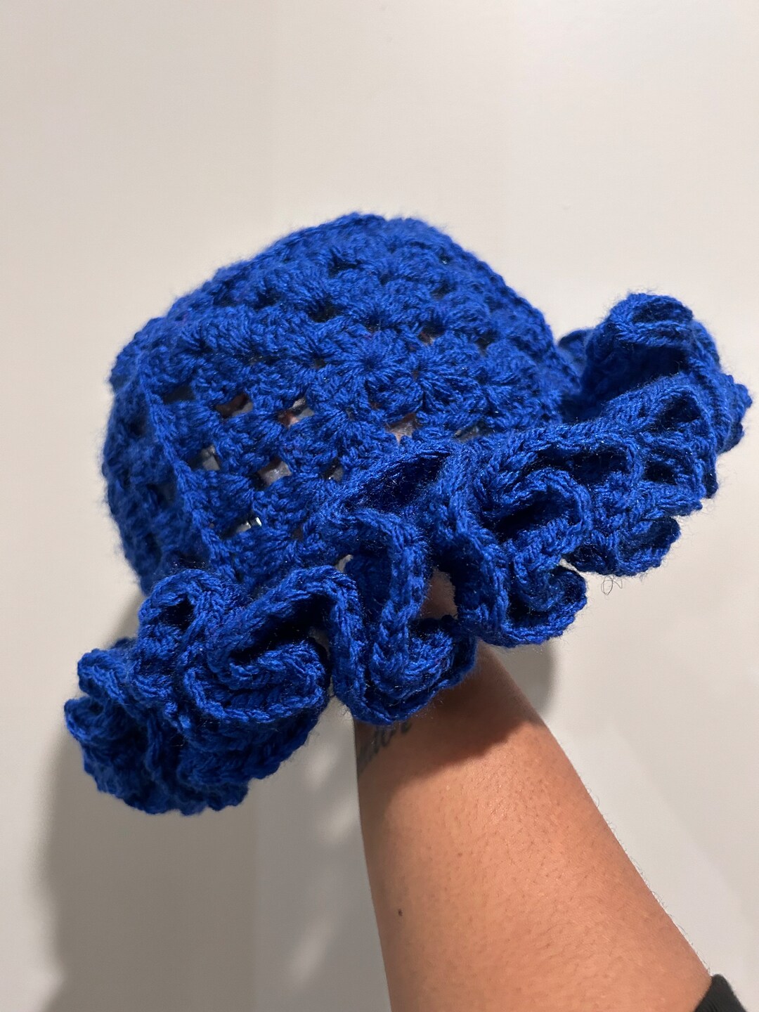 Blue Beacon Handmade Crochet Granny Stitch Ruffle Hat XL Handmade Crochet Granny Square Ruffle Hat | Blue & White - Etsy main image 4