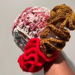 Handcrafted Crochet Ruffle Hat: Vintage Love, Red Gold Cream Seafoam