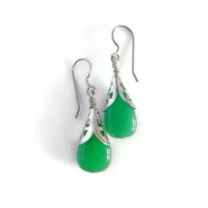 Green Glass Teardrop Earrings, Retro Style Jewelry