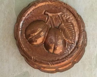 Birth Gramm Round Plum (5.75 inch) Copper Mold