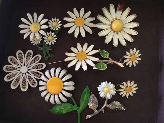 Vintage Daisy Brooches, Pins, Clip Daisy Earrings,