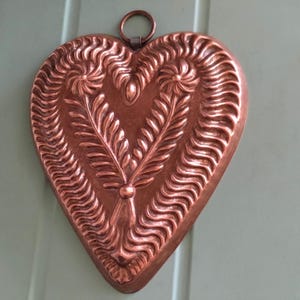 Vintage Birth Gramm Heart Shaped Wall Display Mold