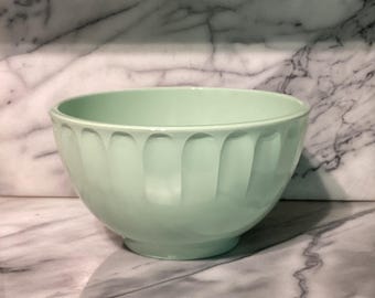 Boonton 511C - 4 Q Jadeite Green Bowl
