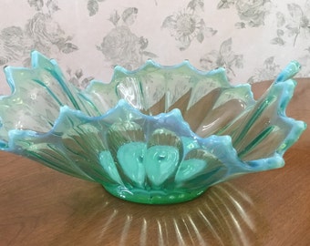 Fostoria “Heirloom” Green Opalescent Centerpiece Bowl
