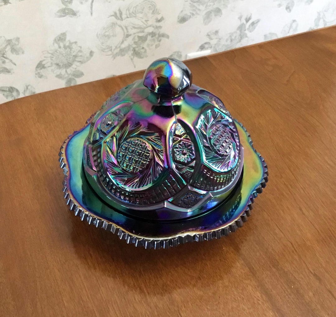 L E Smith Amethyst Carnival Glass Domed Aztec Sunburst Pinwheel Hobstar ...