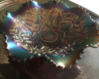Northwood Carnival Glass Wishbone 3-Footed Ruffled Bowl AmethystPurple