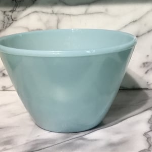 Delphite Large Splash Bowl Fire King