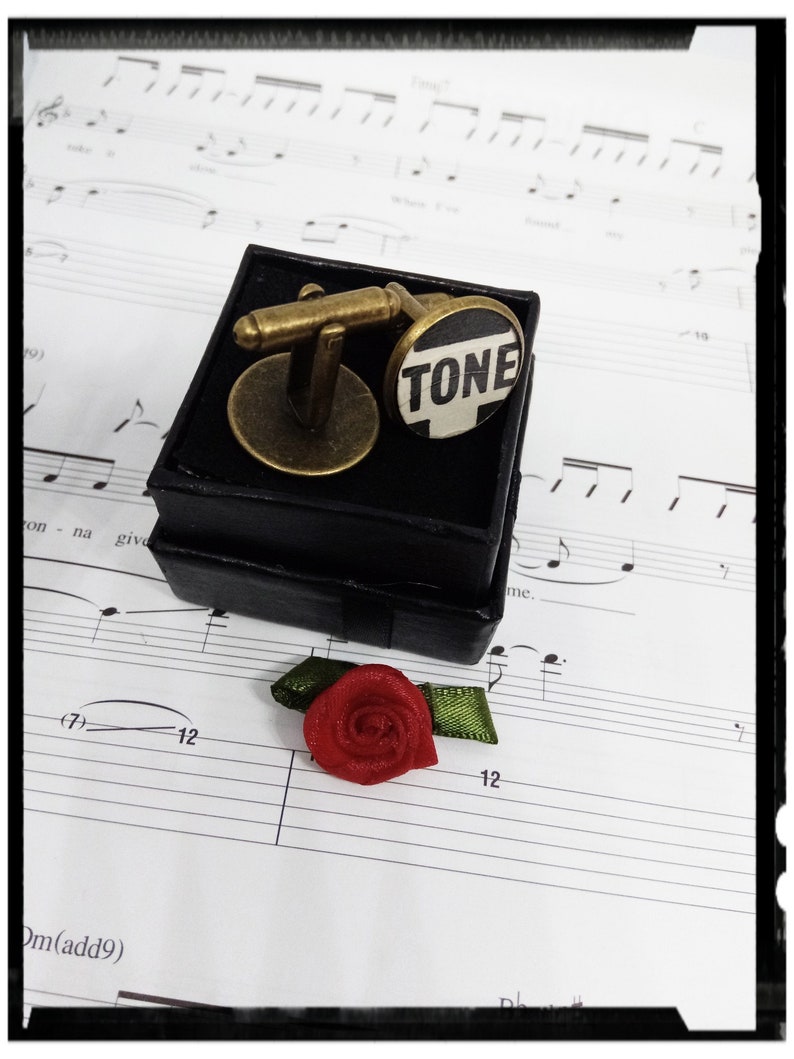 Recycled record 2 Tone cuff links.