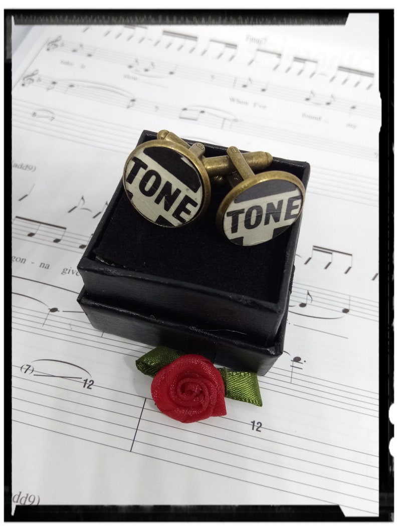 Recycled record 2 Tone cuff links.
