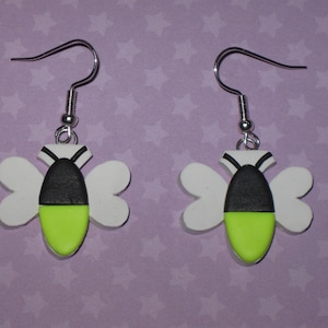 Firefly Earrings,Cute Firefly Earrings,Bug Earrings,Cute Bug Earrings,Insect Earrings,Mom Gift Earrings,Firefly Jewelry,Insect Lover Gift