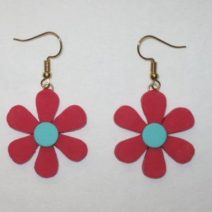 Flower Earrings,Berry Pink Flower Earrings,Flower Power Earrings,Groovy Flower Earrings,Floral Earrings,60's Earrings,Girl Gift,Boho Flowers