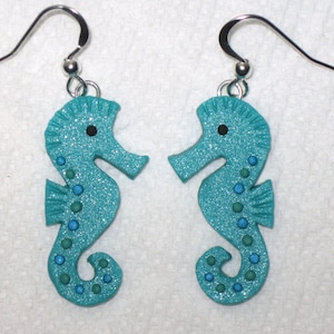 Seahorse Earrings,Seahorse Jewelry,Marine Life Earrings,Fish Earrings,Beach Earrings,Ocean Earrings,Seahorse Lover Earrings,Seahorse Gift