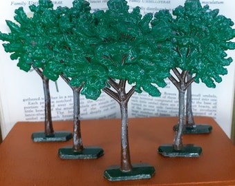 Vintage Tree Solid Lead &quot;Flatties - Zinnfiguren&quot; - German Made or Early Britain