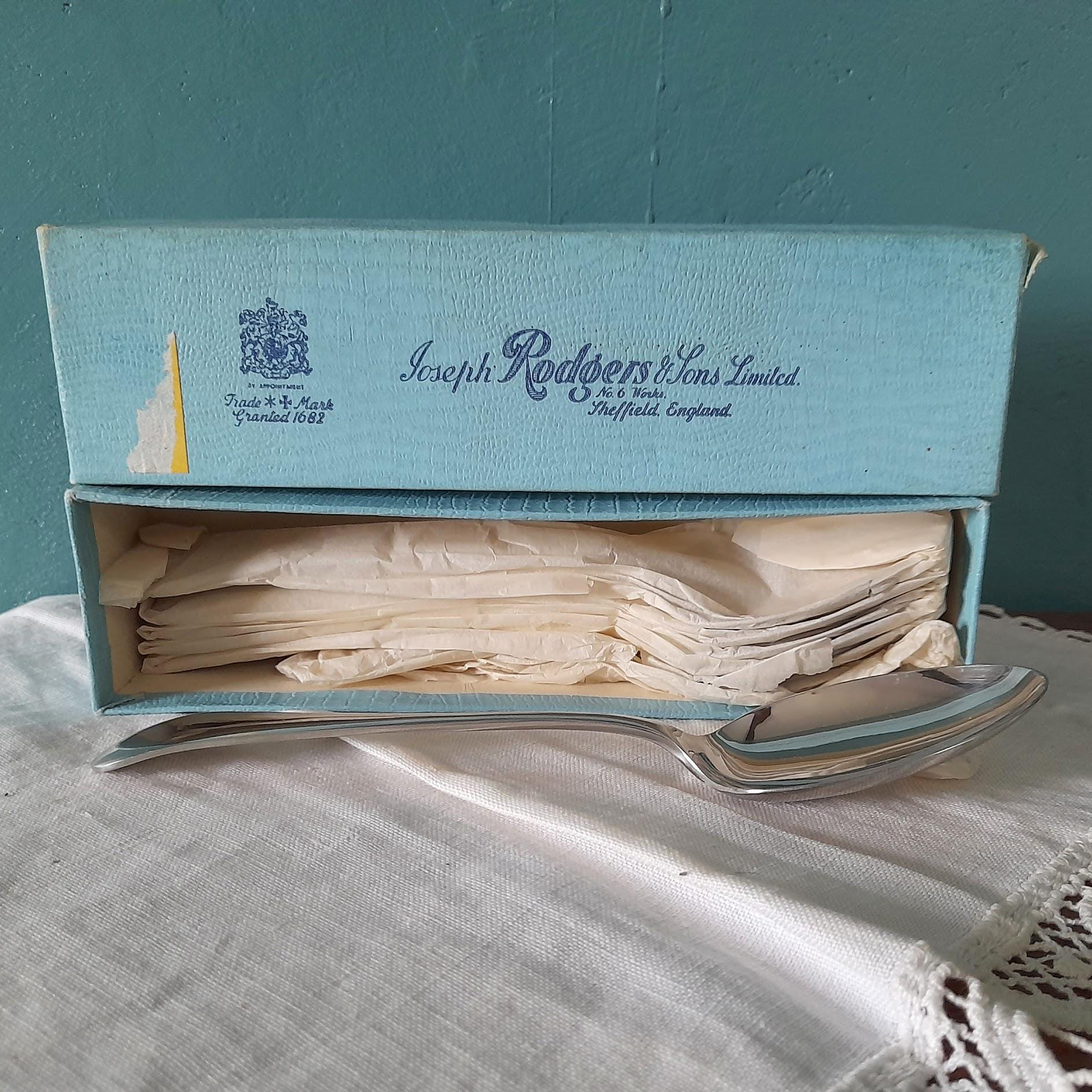 【Joseph Rodgers】 エドワーディアンのティーセット Joseph Rodgers Cutlery Set - Etsy