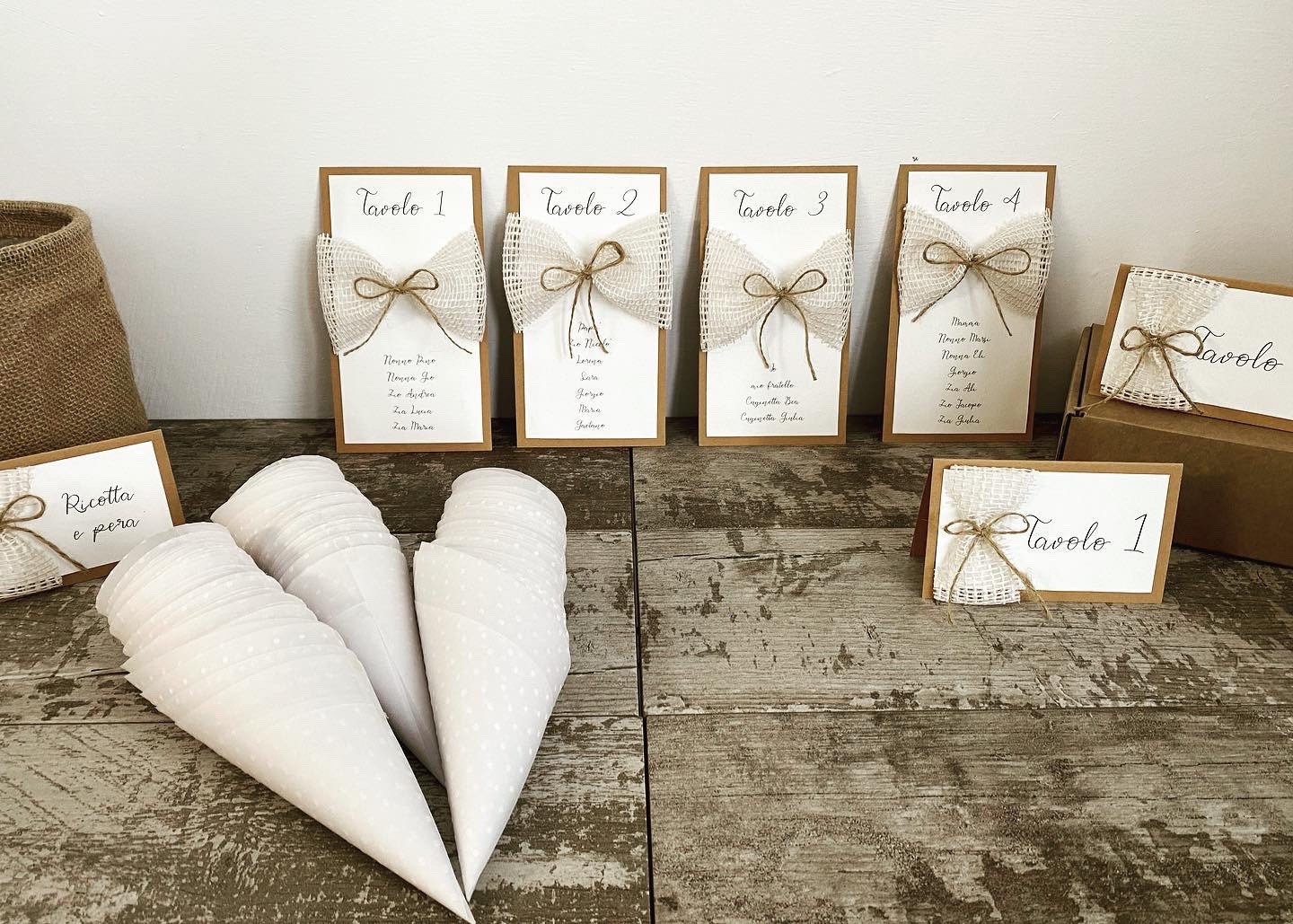 PATIKIL Tavolo Nome Luogo Schede, 50pz Favore Decor Empia Farfalla Taglio Design Posto Vuoto Biglietto per Matrimonio Festa Posti Sedere Luogo Schede, Rosa