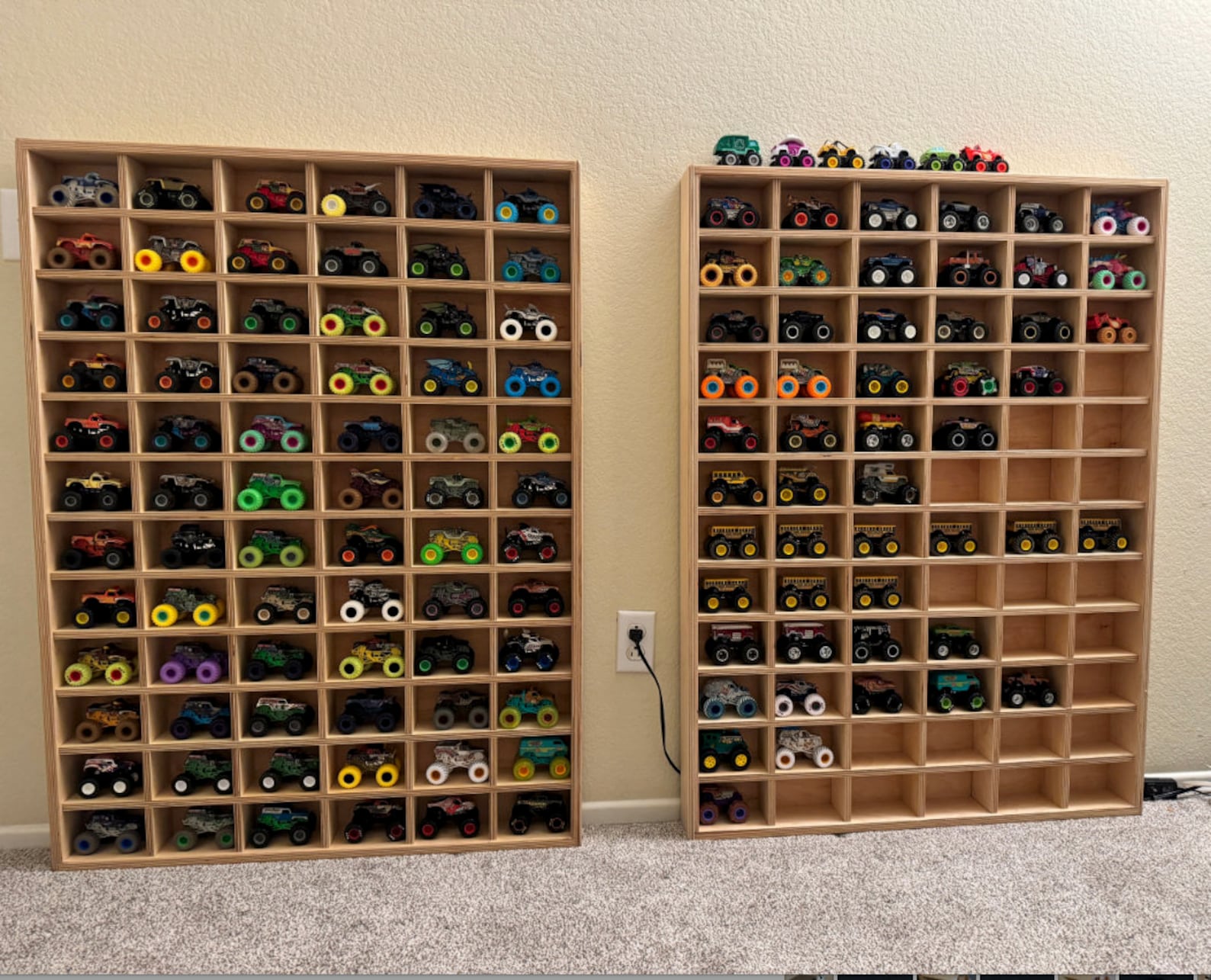 Display Cubbie 3ft X 4ft Cubby Display Hanging Shelf - 72 Cubby Grid for Displaying ...
