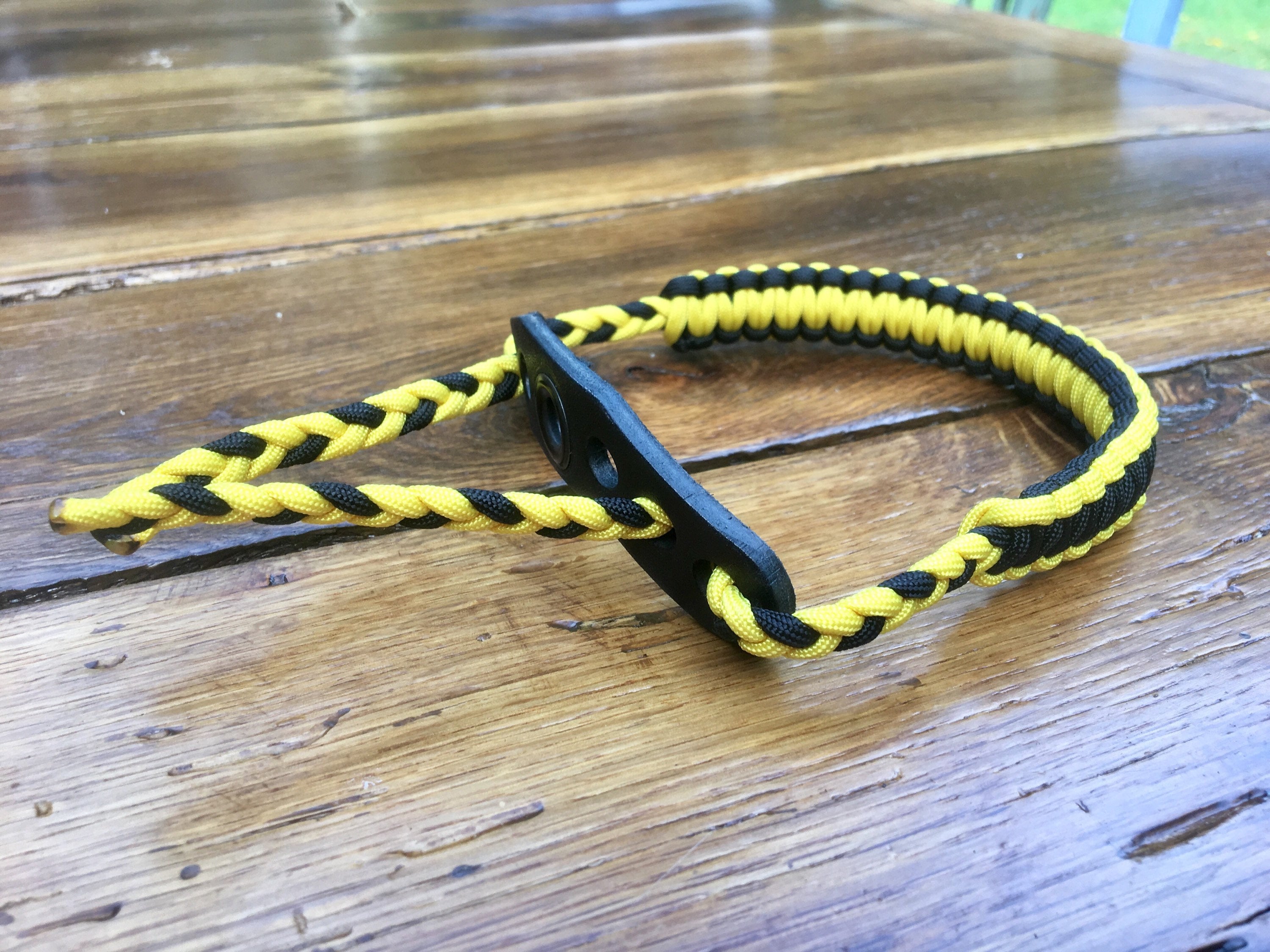 Bow wrist sling with leather yoke — UltimateCamo