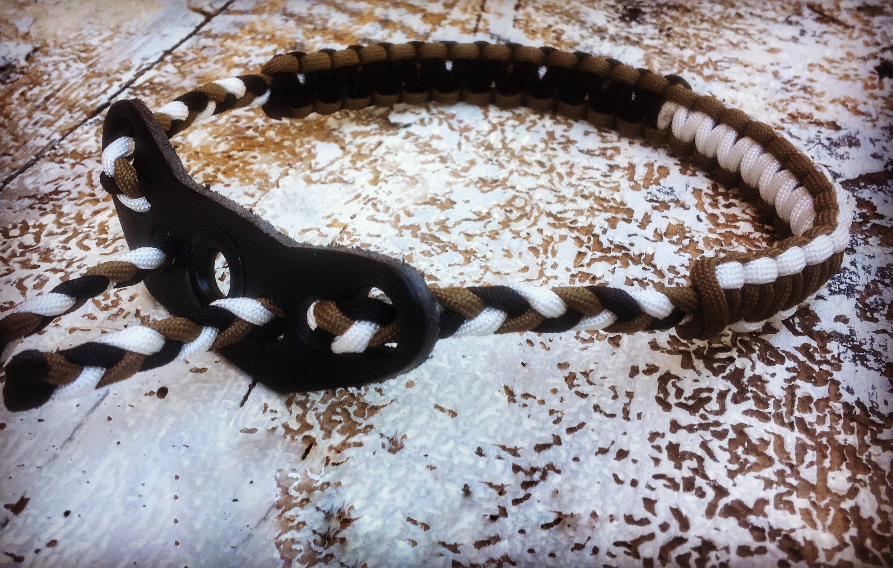 Bow wrist sling with leather yoke — UltimateCamo