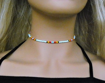 Choker perlé blanc, style du sud-ouest inspiré des Amérindiens