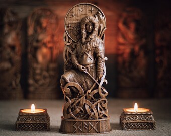 Skadi statue, Skathi, Skade, norse gods, wood carving altar heathen asatru viking god and goddes sculpture wooden scandinavian pantheon