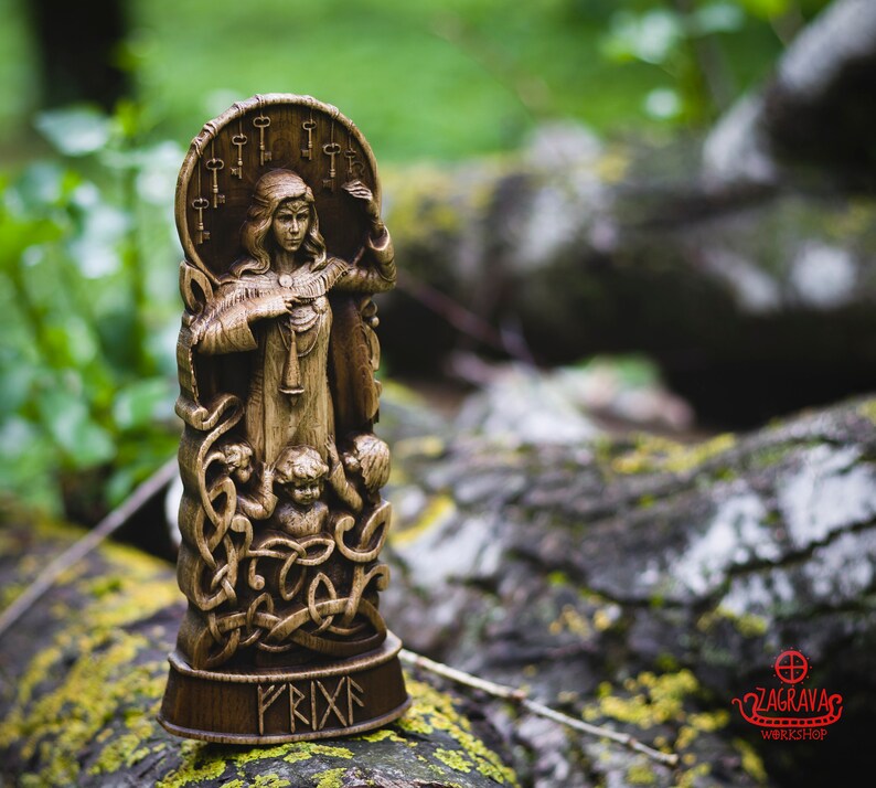 Frigg statue Friga Frigga norse gods wood carving altar | Etsy