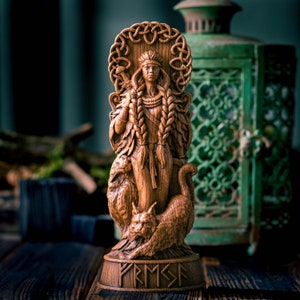 Freyja statue, Freya, Vanadís, norse gods, wood carving altar heathen asatru viking god and goddes sculpture wooden scandinavian pantheon