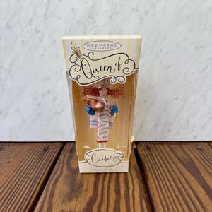 Vintage 2004 Queen of Cuisine Hallmark Keepsake Christmas Ornament