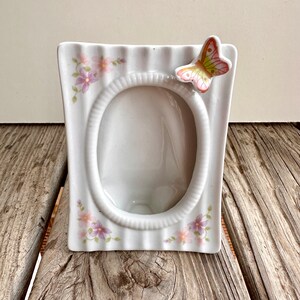 Vintage Ceramic Photo Frame: 3D Butterfly & Flowers Nursery Decor