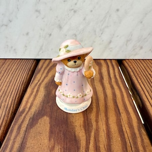 Vintage 1986 Lucy & Me Bear Monday&#39;s Child Figurine - Lucy Rigg Enesco