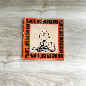 Vintage 1974 Peanuts Lunch Bag Cookbook - Charles M. Schulz - Scholastic Book Services - First Printing - Paperback Book