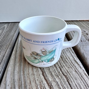 Vintage Peter Rabbit Beatrix Potter Child’s Mug – Eden Melamine – Mrs. Tittlemouse – Hard Plastic – Taiwan