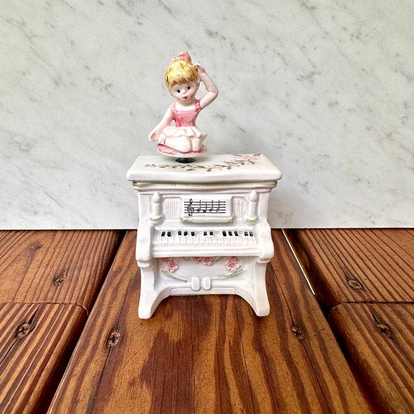 Schmid Girl on Piano Music Box - Vintage 1983 - Plays "Thank Heaven for Little Girls" - No. 340 - Made in Japan - Baby Girl Nursery Room